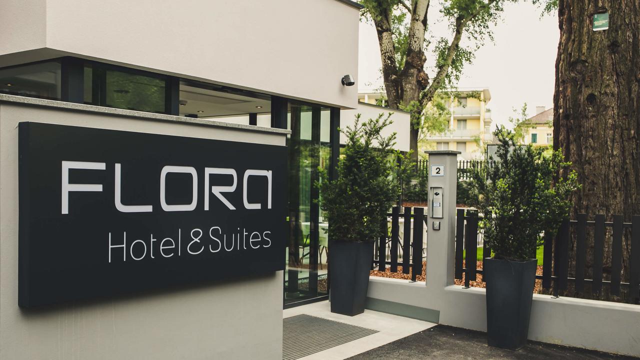 Flora Hotel & Suites เมราโน ภายนอก รูปภาพ